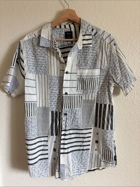 Men’s RVCA Button Down Black Blue White Shirt